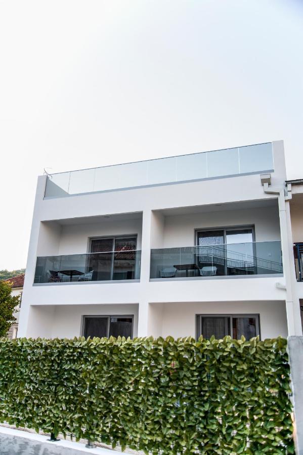 Soko Apartments Huoneistohotelli Soko Херцег Нови Екстериор снимка