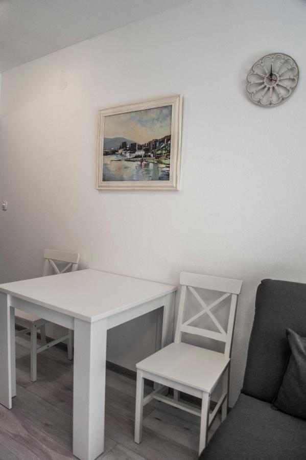 Soko Apartments Huoneistohotelli Soko Херцег Нови Екстериор снимка