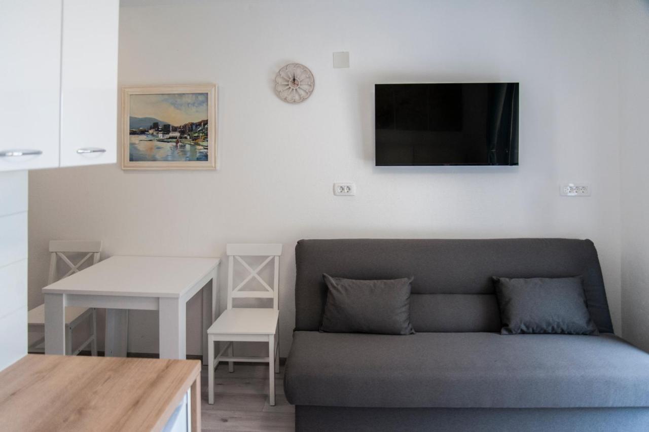 Soko Apartments Huoneistohotelli Soko Херцег Нови Екстериор снимка